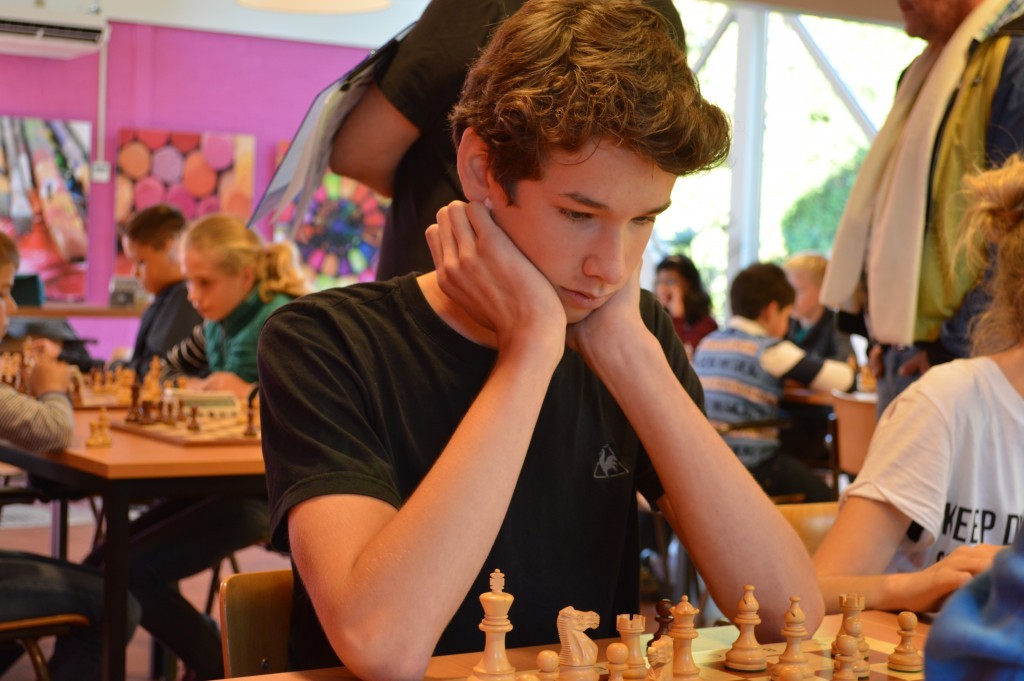 Sven Damen (schaakclub Purmerend), winnaar van het Grand Prix-toernooi bij Caïssa-Eenhoorn.